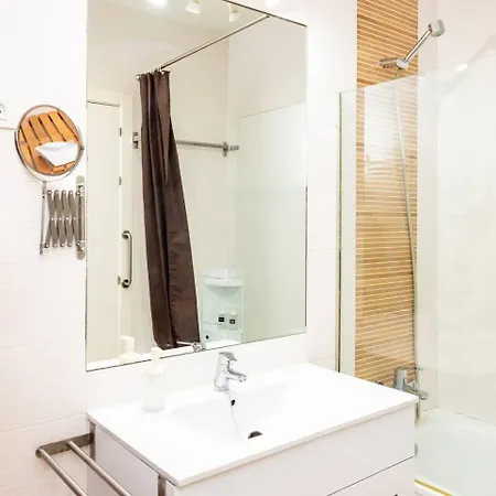 Modern And Spacious-2Bedrooms 1Bathroom-Malasana Madrid Exterior photo